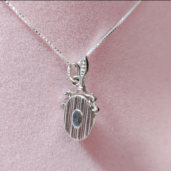 Rare BEAU Sterling Ornamental Hand Mirror Charm Pendant Necklace - Picture 8 of 10